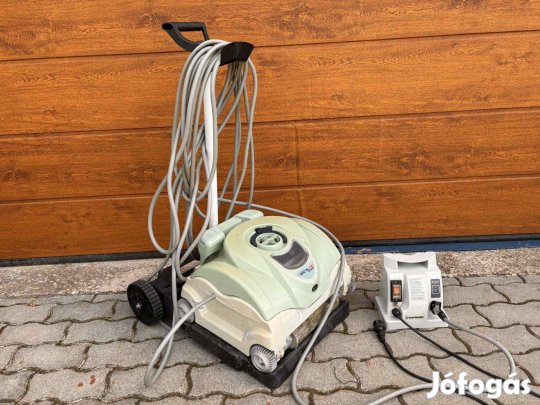 Hayward eVac Pro Medence tisztító takarító porszívó Robot