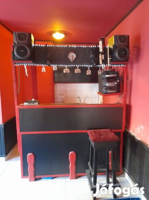 Házi bárpult, Wifi, Cd, kétkazettás magnó! Jó állapotban!