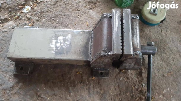 Házi készítésű satú