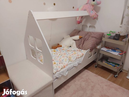 Házikó ágy tárolóval 2 db matraccal