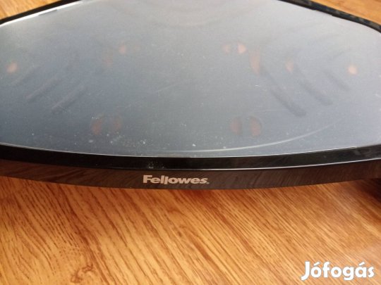 Háztartási fellépő-magasító Pécsett eladó