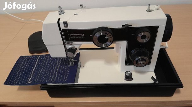 Háztartási varrógép. Frissen szervizelve.