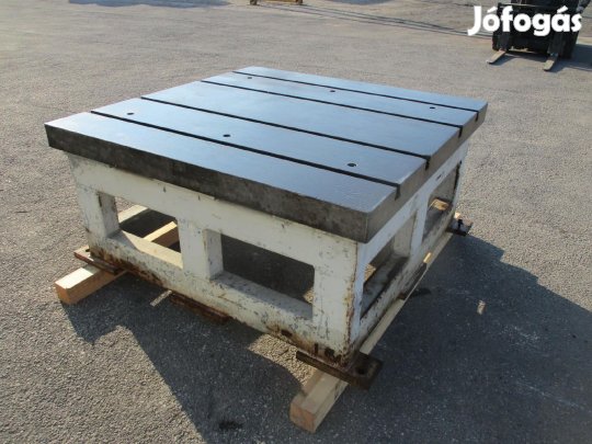 Hegesztőasztal T-hornyos szerelőasztal egyengetőasztal (3121)