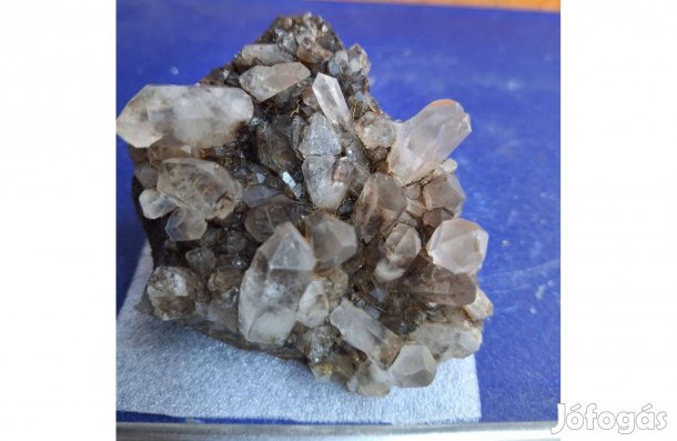 Hegyikristály ásvány (8.000,-Ft -40%) eladó