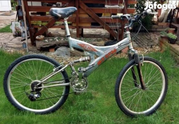 Helium MT 2000 MTB, és vontatott utánfutó bicaj