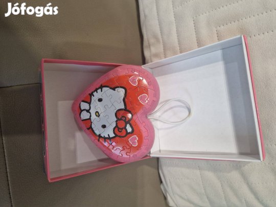 Hello Kitty 3D puzzle dobozában