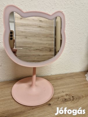 Hello Kitty Sminktükör Világítással