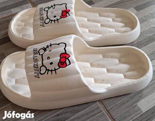 Hello Kitty mintás női papucs