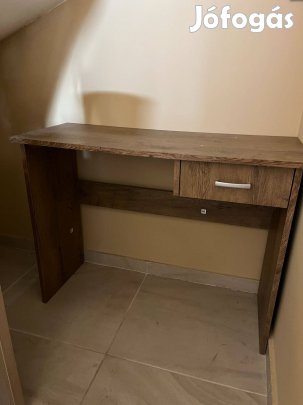 Helyhiány miatt bútor eladó!
