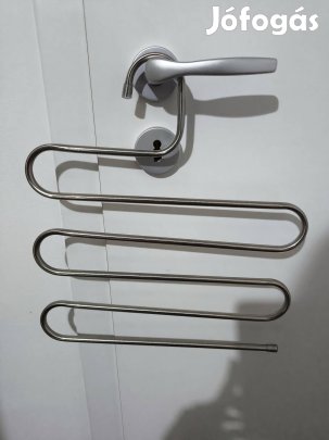 Helytakarékos többrétegü Nadrág/Szoknya akasztó - fém