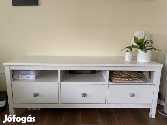 Hemnes TV-állvány, fehérre pácolt, 148x47x57 cm