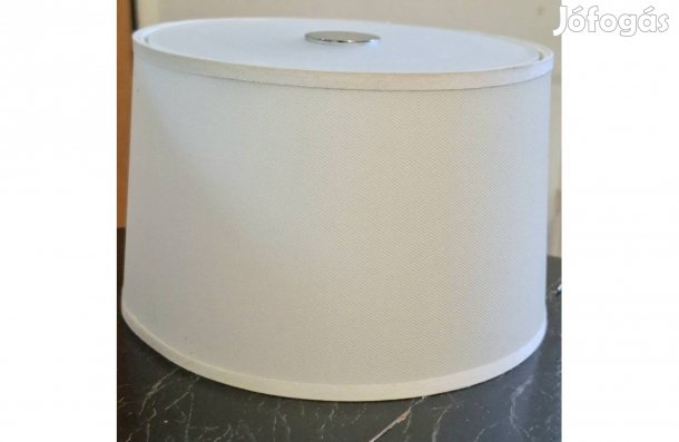 Hengeres lámpabúra üveglappal a tetején