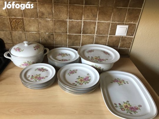 Henneberg porcelán étkészlet, 22 darabos