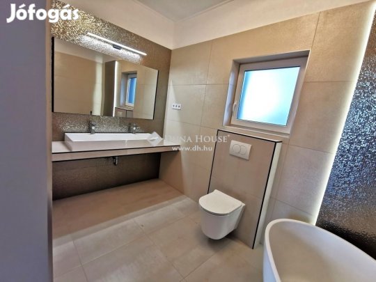 Herceghalomi eladó 189 nm-es ház