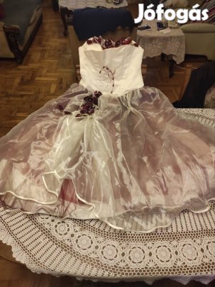 Hercegnő, koszorúslány ruha.