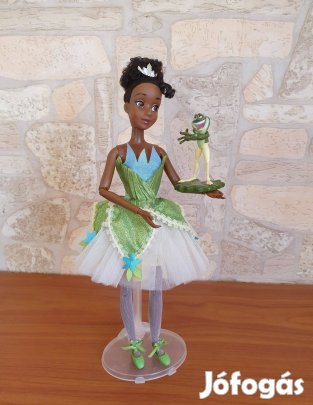Hercegnő és a béka: Disney store balettes Tiana baba béka figurával