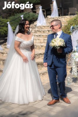 Hercegnős A vonalú menyasszonyi ruha