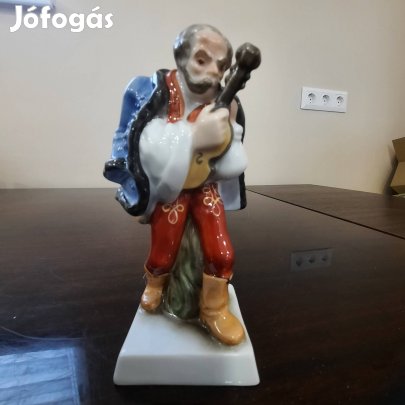 Herendi Lakodalmas hegedűs porcelán figura. Csapváry szignós 