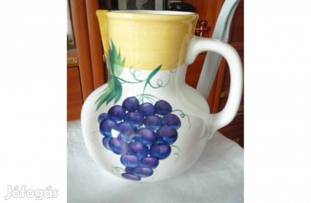 Herendi Village Pottery" szőlőmintás majolika kancsó 2 l-es