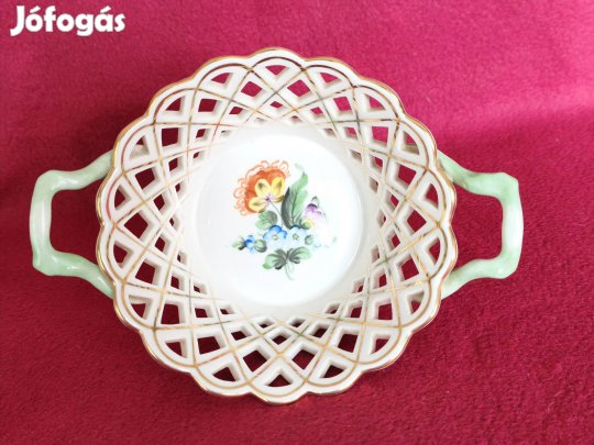 Herendi áttört kínáló, kosár