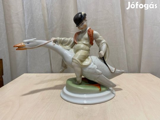 Herendi figurális porcelán - Ludas Matyi