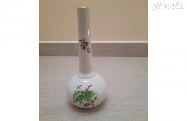 Herendi hecsedli, csipkebogyó mintás porcelán váza eladó!