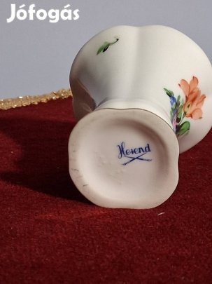 Herendi kisváza 