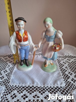 Herendi lány fiú páros