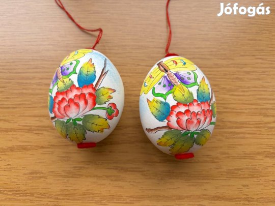 Herendi motívumokkal díszített húsvéti tojás ( 2 db együtt)