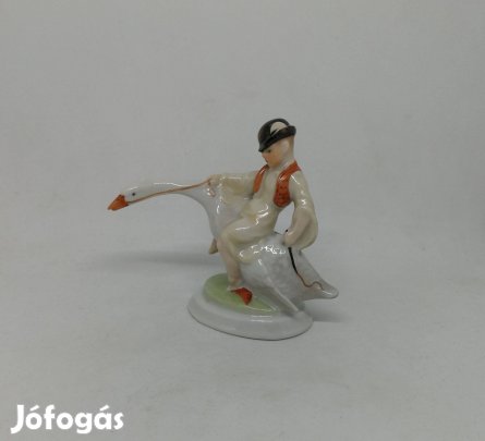 Herendi porcelán kis Ludas Matyi!