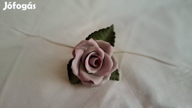 Herendi sorszámozott porcelán rózsa