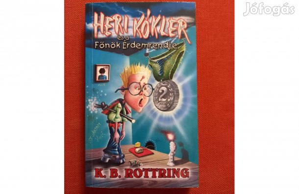 Heri Kókler és a Főnök érdemrendje könyv