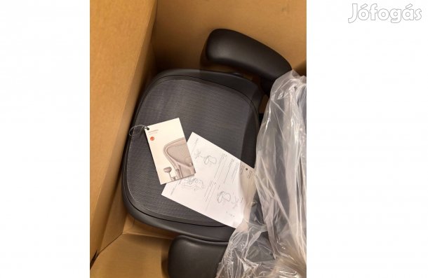 Herman Miller Aeron Remastered B size Irodai szék Új!Garanciális!