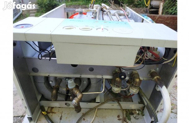 Hermann Master 24 e Kéményes falikazán eladó új Inox tárolóval Eladó!