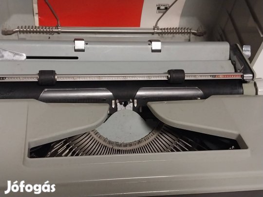 Hermes 3000 mechanikus írógép, tokkal és dokumentációval