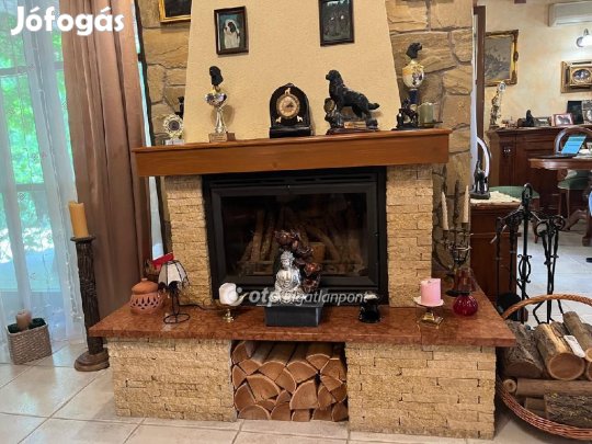 Hernádi 156 nm-es ház eladó