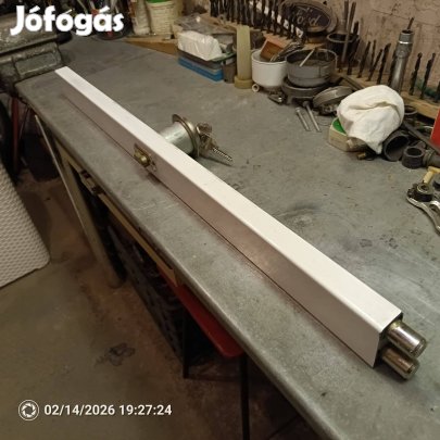 Heveder zár eladó ! Két darab kulcsa van ! Hibátlanul működik !