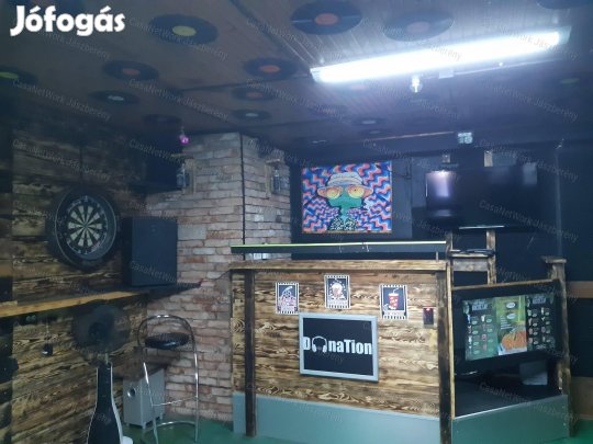 Heves központjában, 72 nm-es vendéglátóipari egység eladó