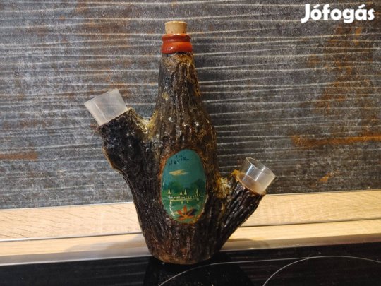 Hévíz Balaton pálinkás üveg és pohártartó