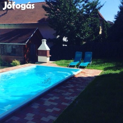 Hévízen panzióként üzemeltethető családi ház eladó