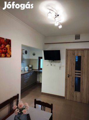 Hévízen tóközeli lakás eladó