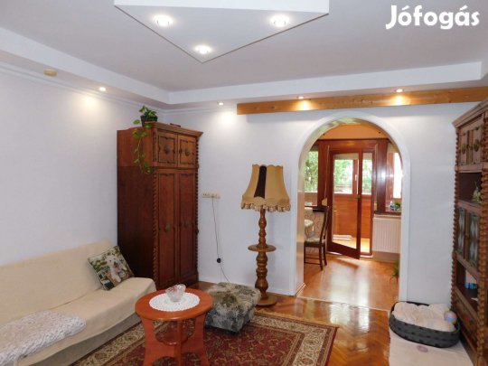 Hévízi földszinti, kertkapcsolatos lakás eladó