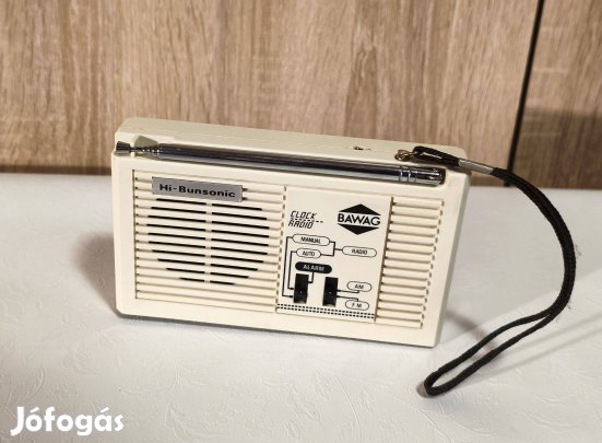 Hi-Bunsonic zsebrádió órával
