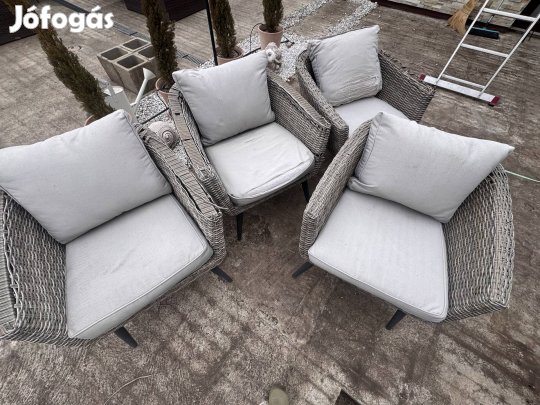 Hibás!! Polyrattan székek - 4 db