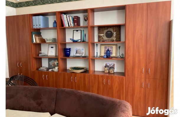 Hibátlan Báthori bútoros szekrénysor áron alul