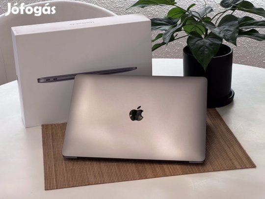 Hibátlan MacBook Air 2020 M1 Space Gray 13 512GB 2 ÉV Garanciával