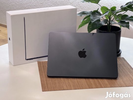 Hibátlan MacBook Air 2025 M4 13 256GB 2 ÉV Garanciával 100%