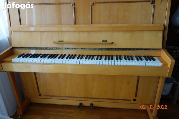 Hibátlan Ukrajna pianino eladó