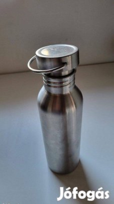 Hibátlan, tiszta nemesacél kulacs eladó