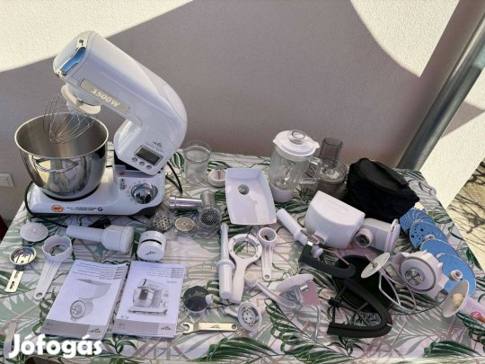 Hibátlan, újszerű multifunkciós konyhai robotgép